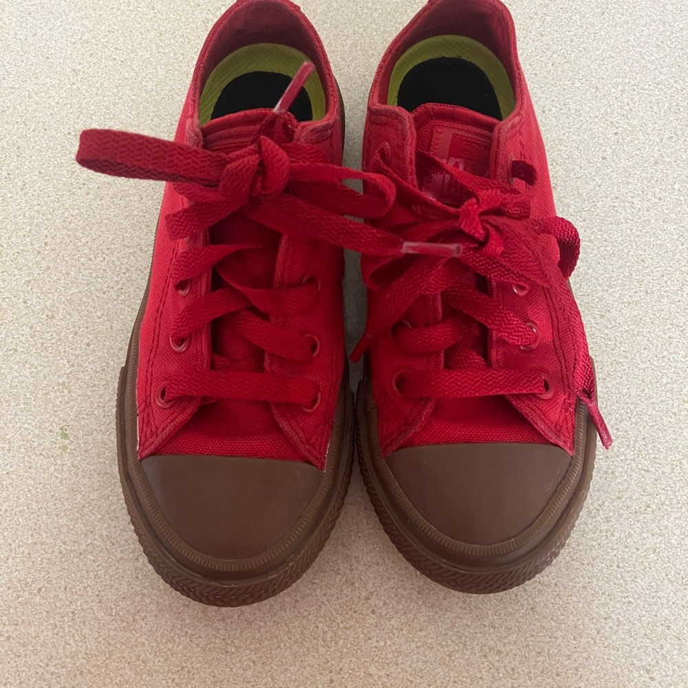 Shoes Kids Converse Red and Brown Sneakers Classic Low-Top Design